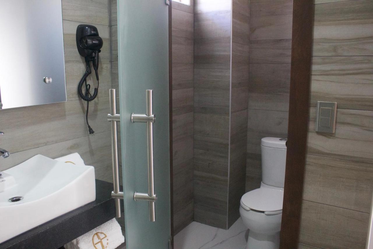 Hotel Grand One Plaza Tijuana Esterno foto