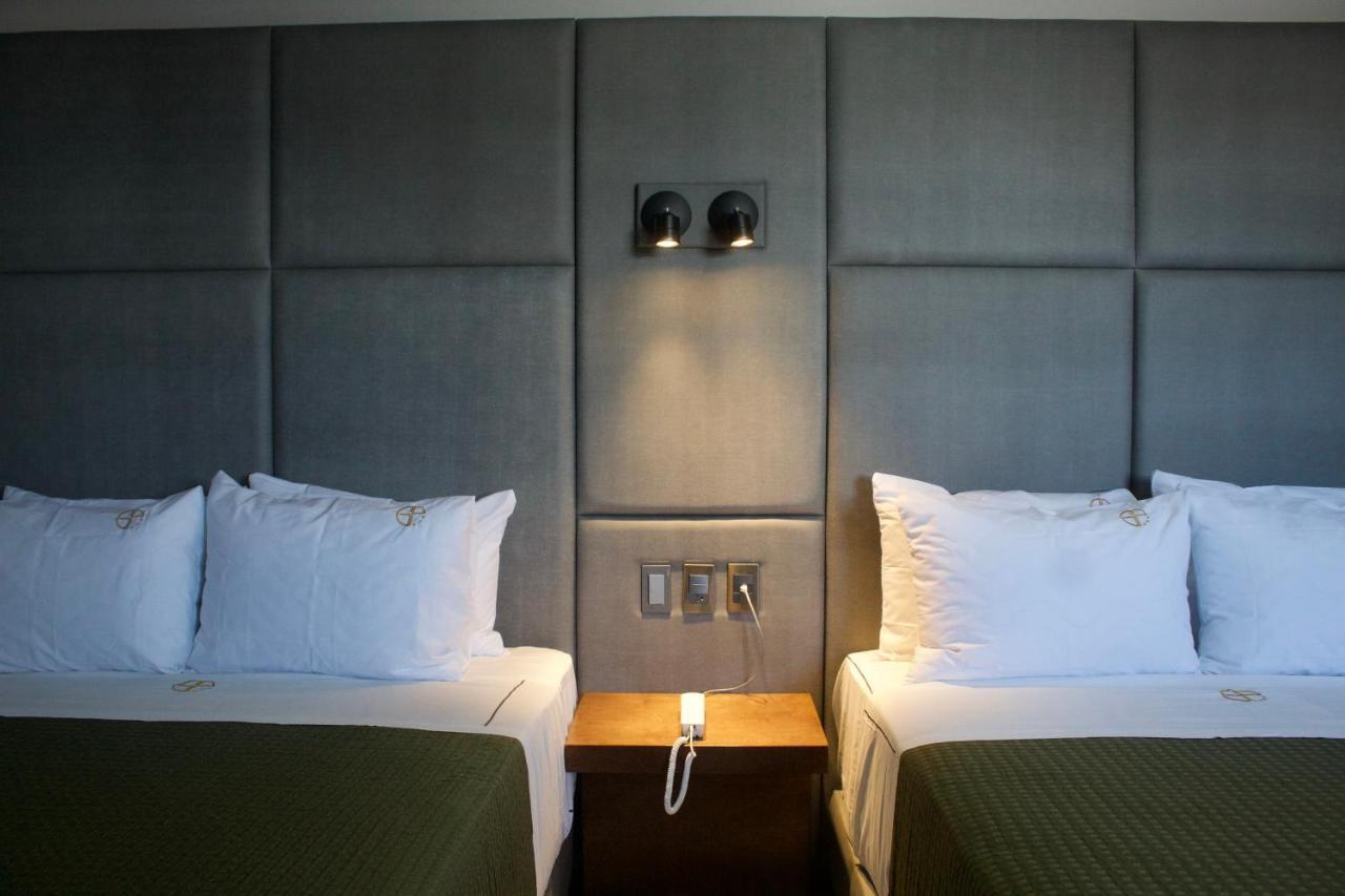 Hotel Grand One Plaza Tijuana Esterno foto