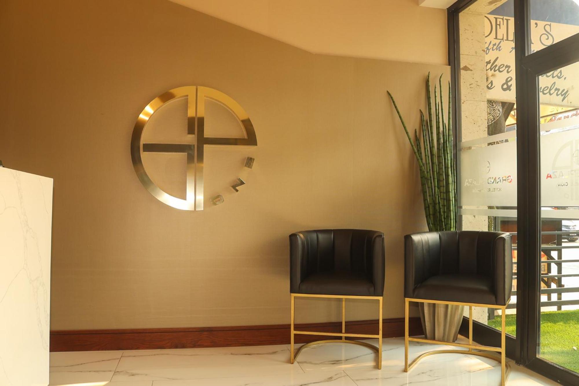Hotel Grand One Plaza Tijuana Esterno foto